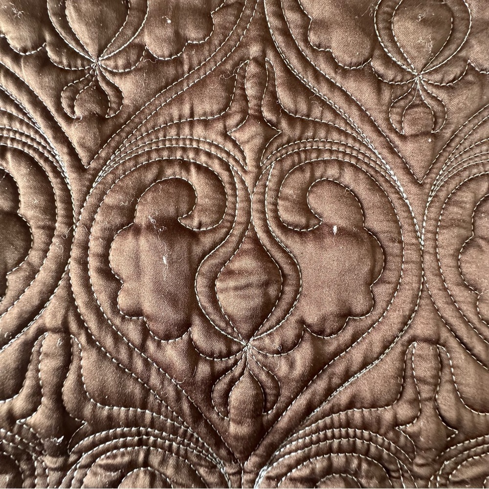 Such Home Collection Brown and Blue Quilted Bedding Set - Picture 3 of 11